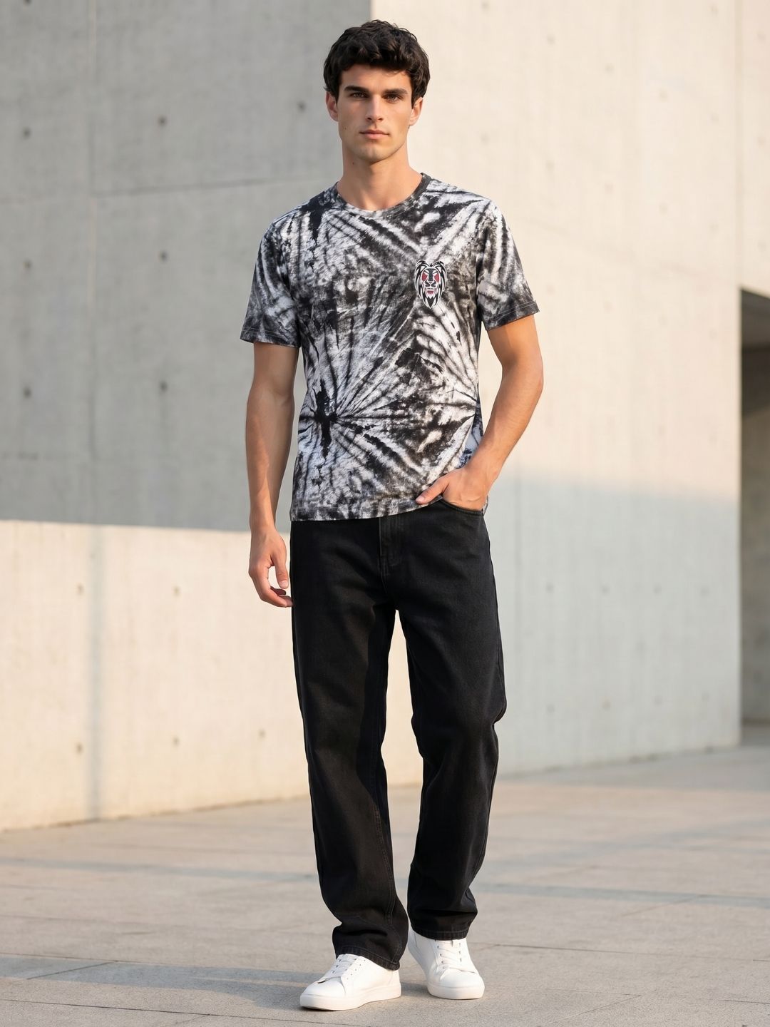 Round Neck S/S Tee